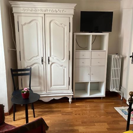 Chambre Papillon Avec Acces Terasse La Neuveville Eksteriør bilde