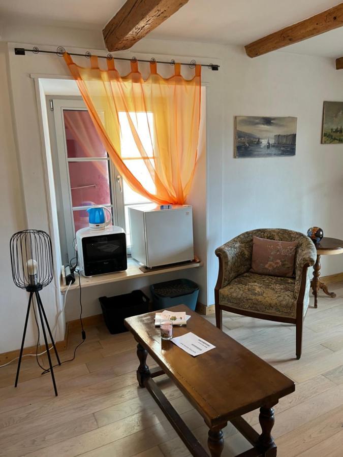 Chambre Papillon Avec Acces Terasse La Neuveville Eksteriør bilde