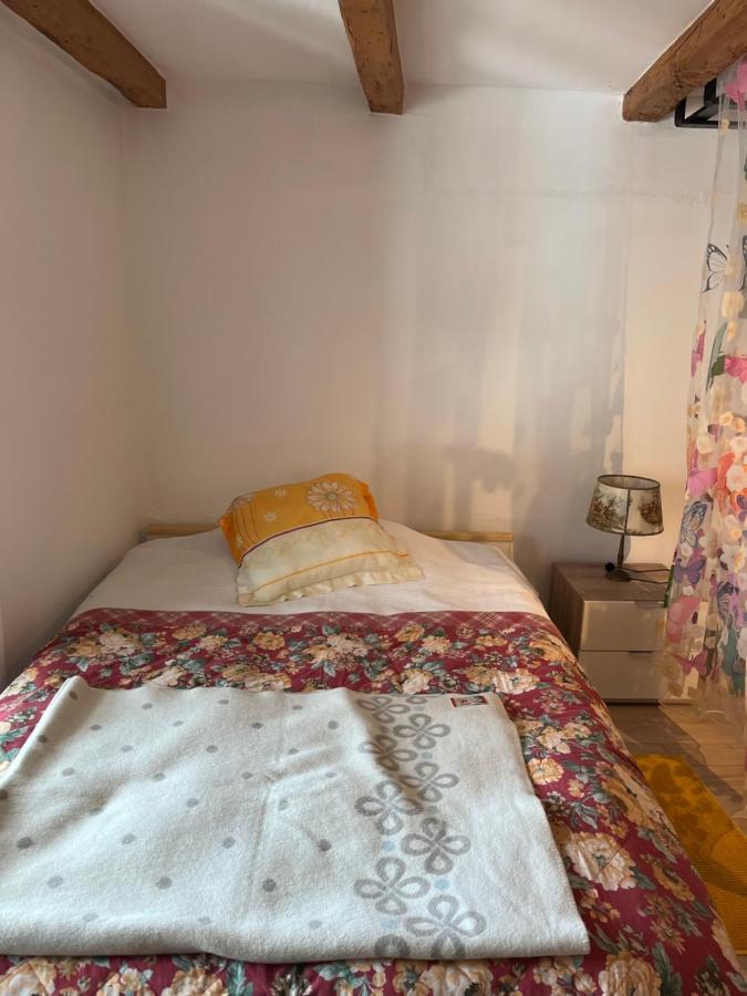 Chambre Papillon Avec Acces Terasse La Neuveville Eksteriør bilde